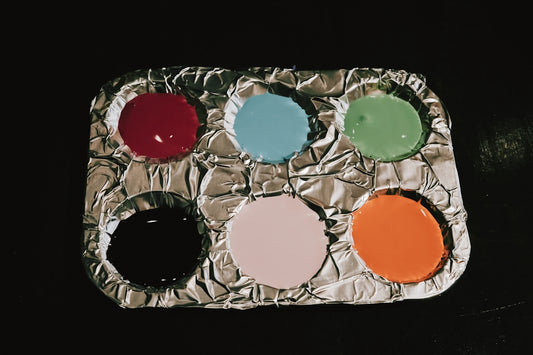 Paint palette with six colorful paint pots